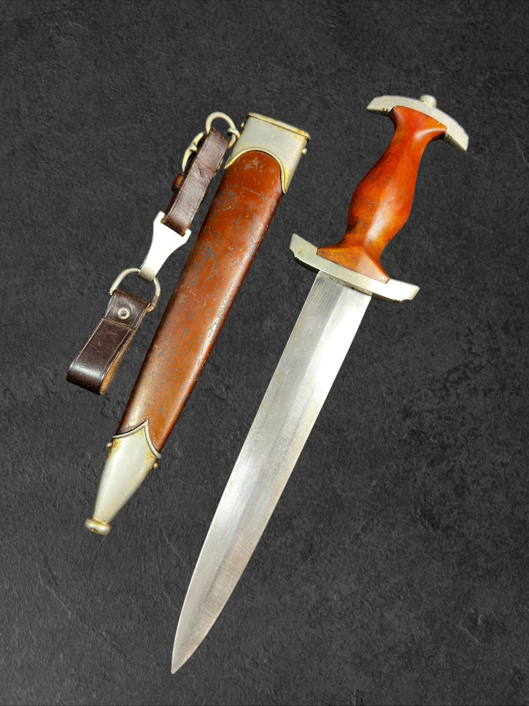 Dienstdolch der SA M-33