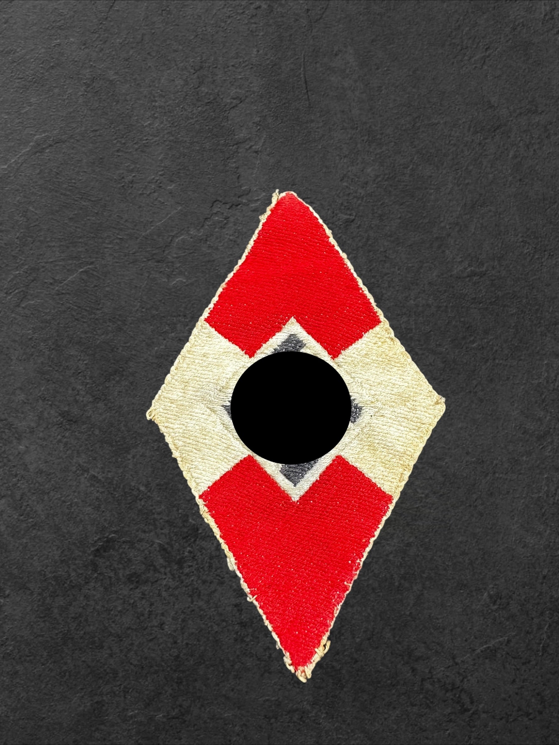 Hitlerjugend Raute für das Sporthemd