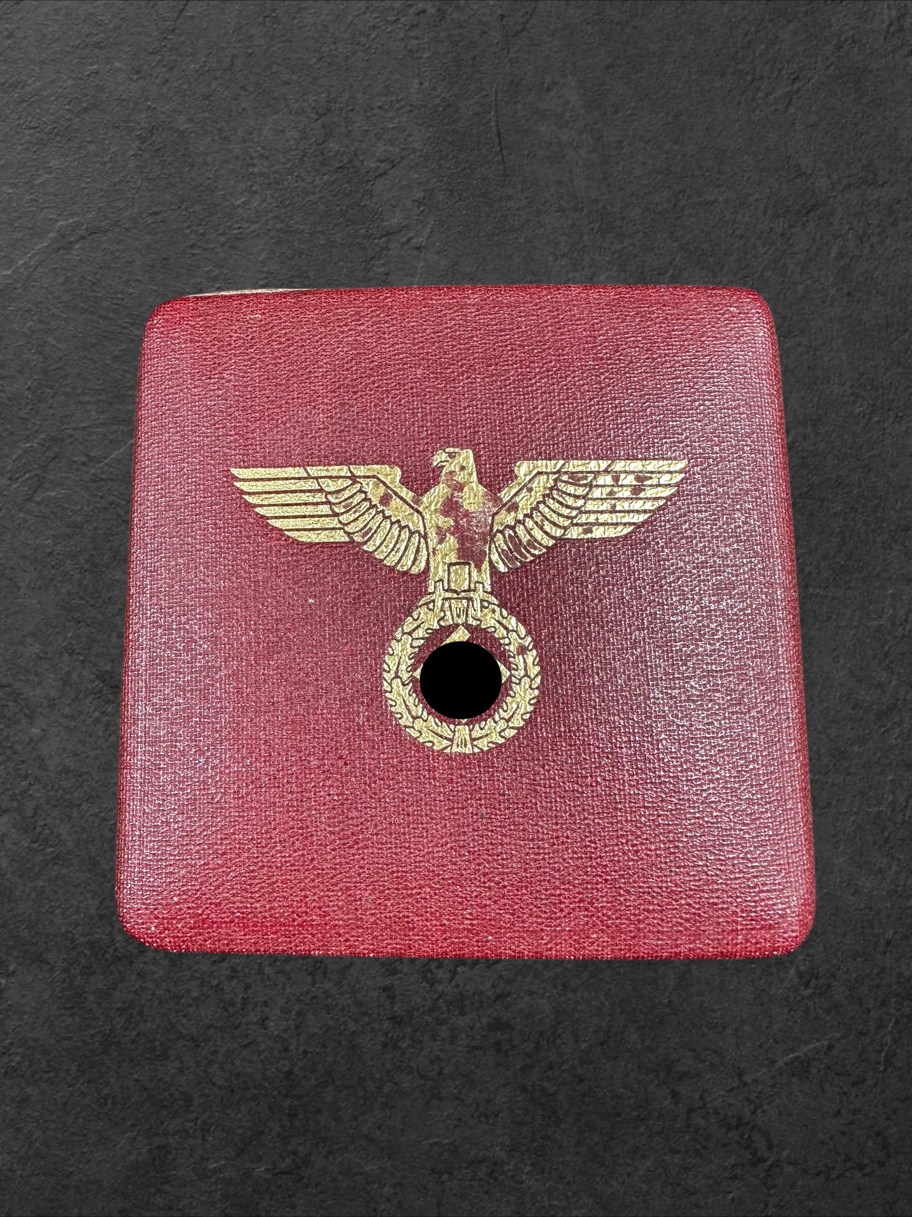 Staatspreismedaille für besondere Leistung in der Tierzucht im Roten Etui