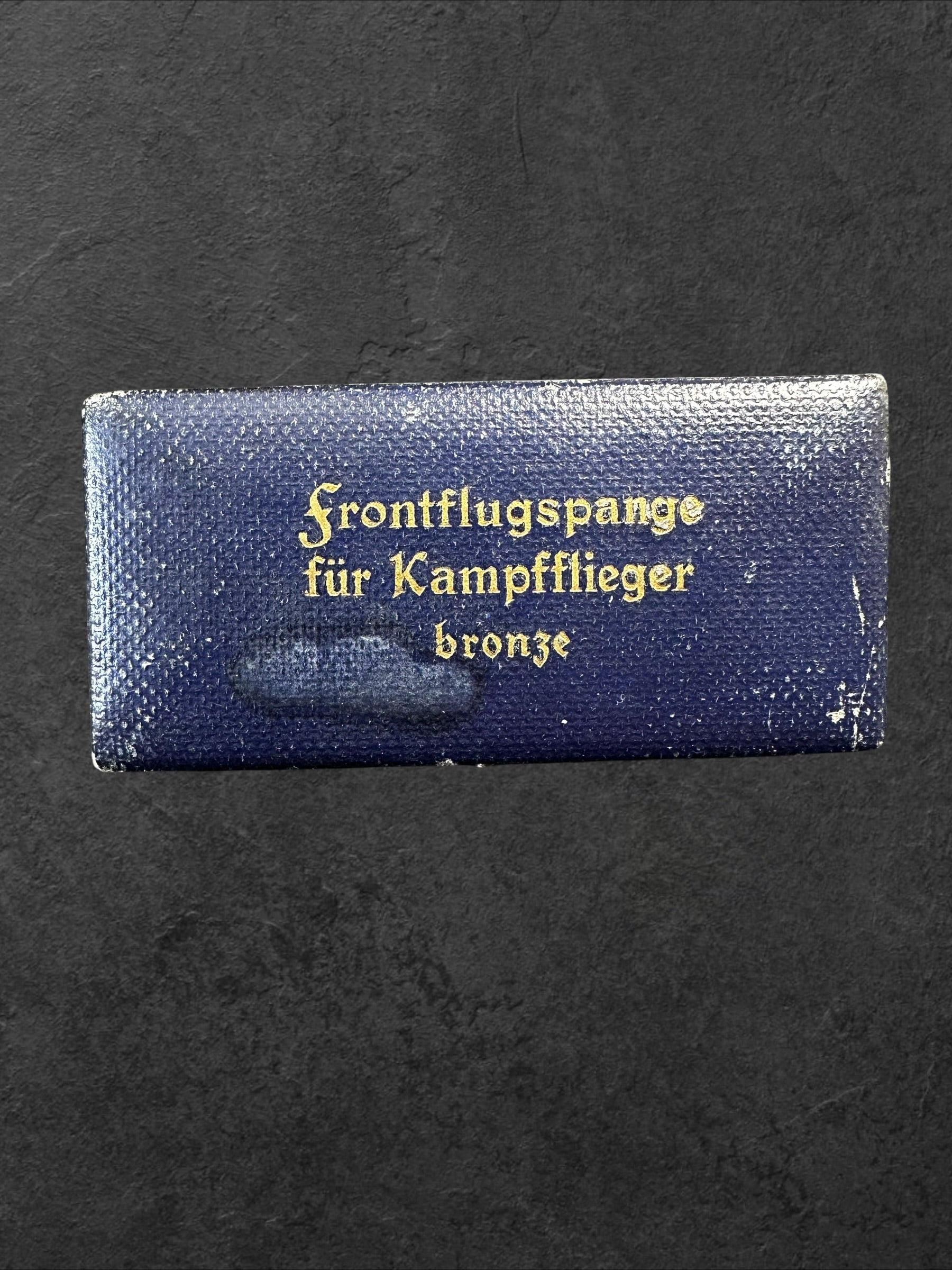 Verleihungsetui für dir Frontflugspange für Kampfflieger in bronze