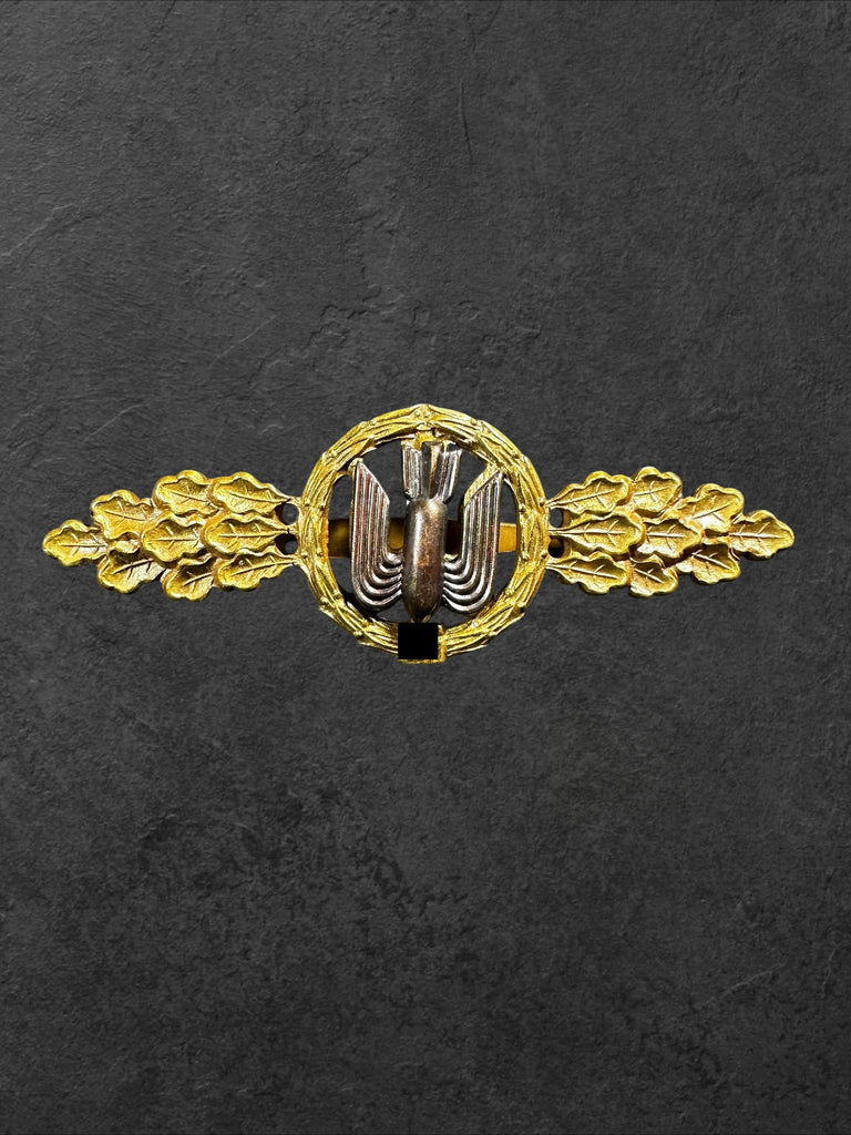 Frontflugspange für Kampf- und Sturzkampfflieger in Gold