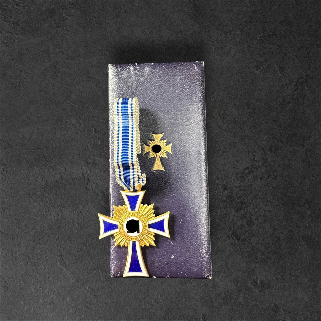 Ehrenkreuz der Deutschen Mutter 1.Stufe im Etui
