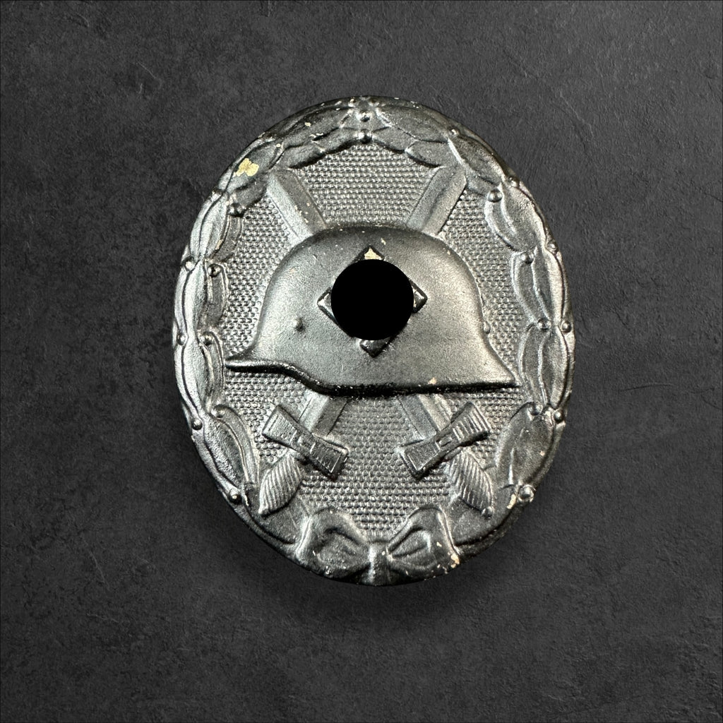 Verwundetenabzeichen in schwarz