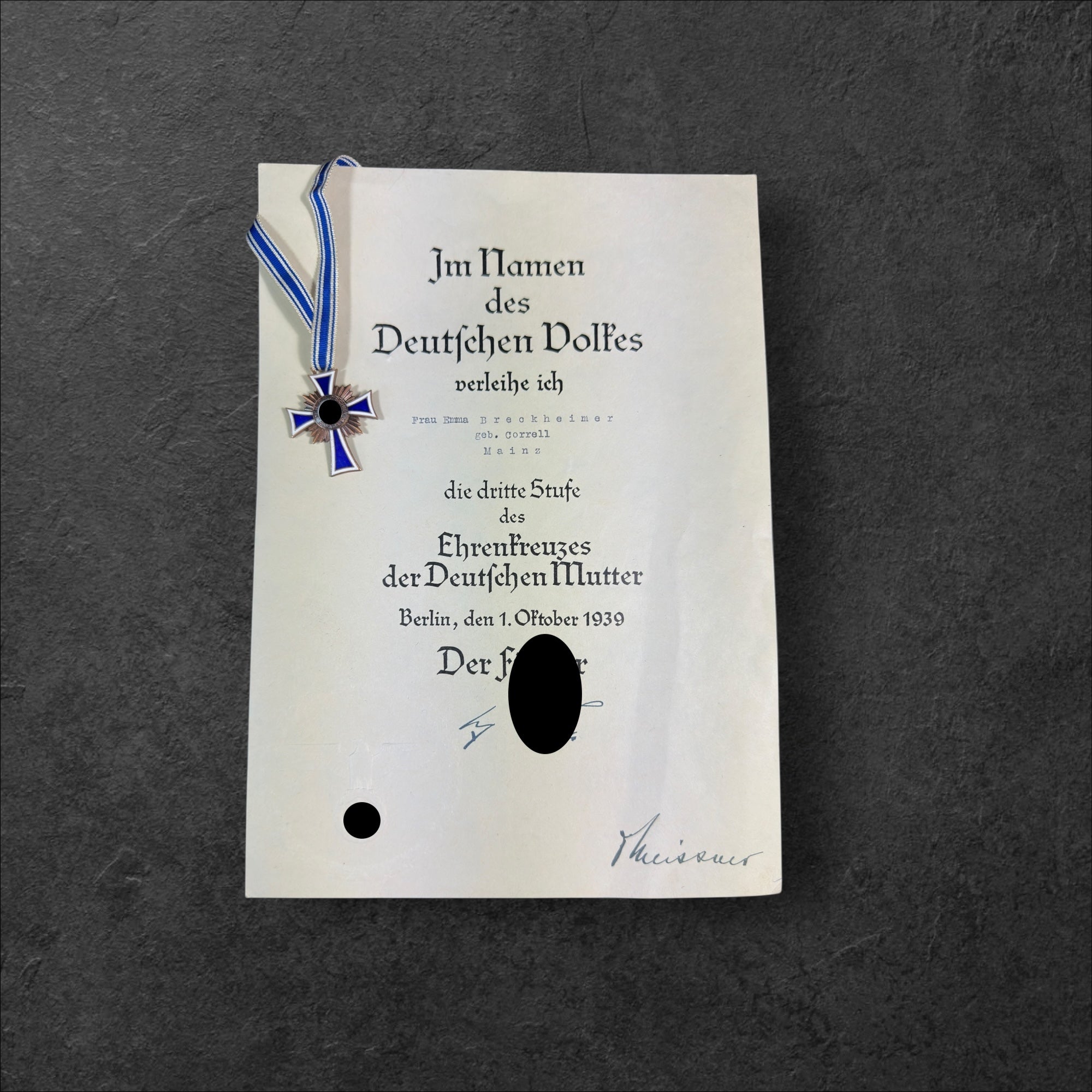 Ehrenkreuz der Deutschen Mutter 3.Stufe mit Urkunde