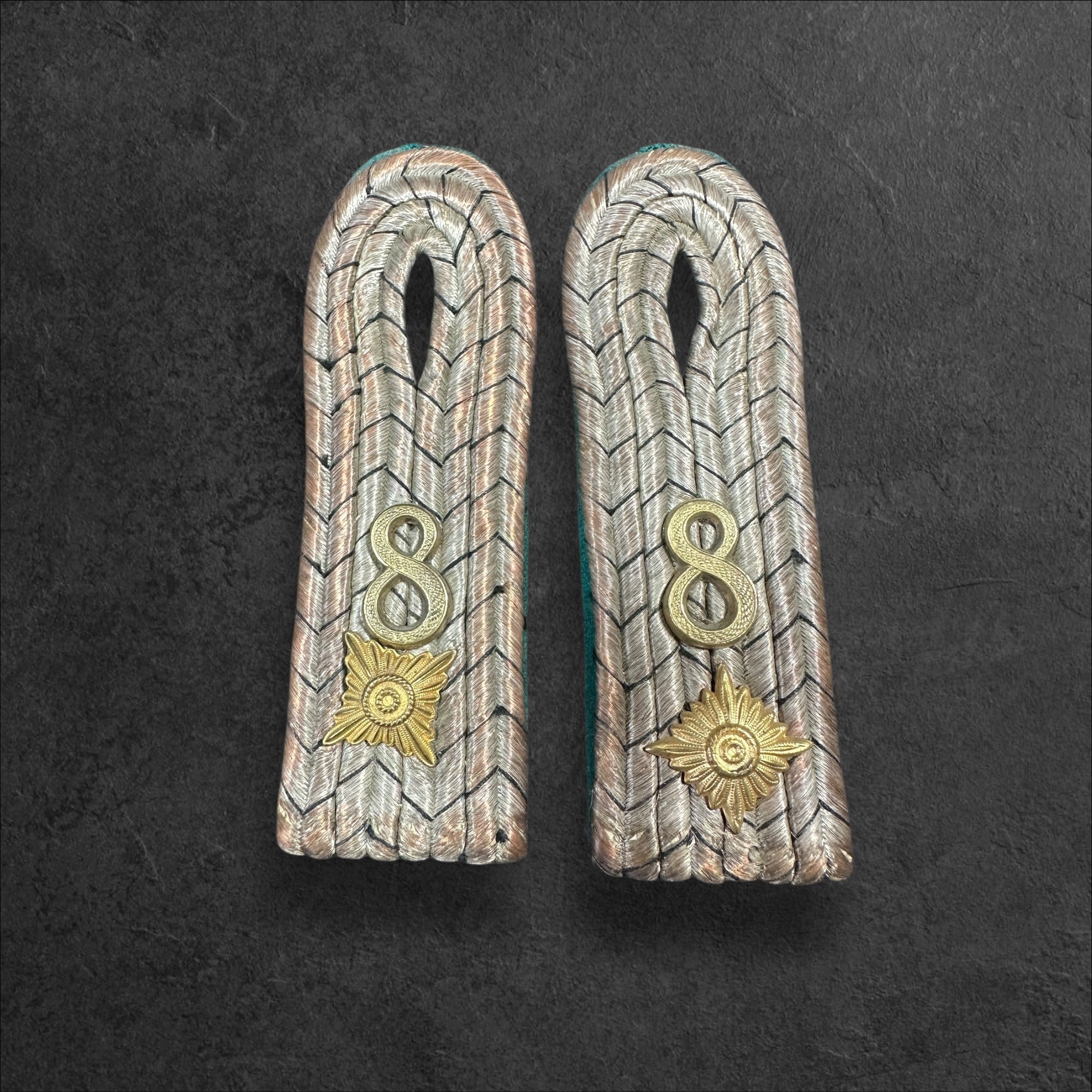 Schulterstücke für einen preussischen Leutnant