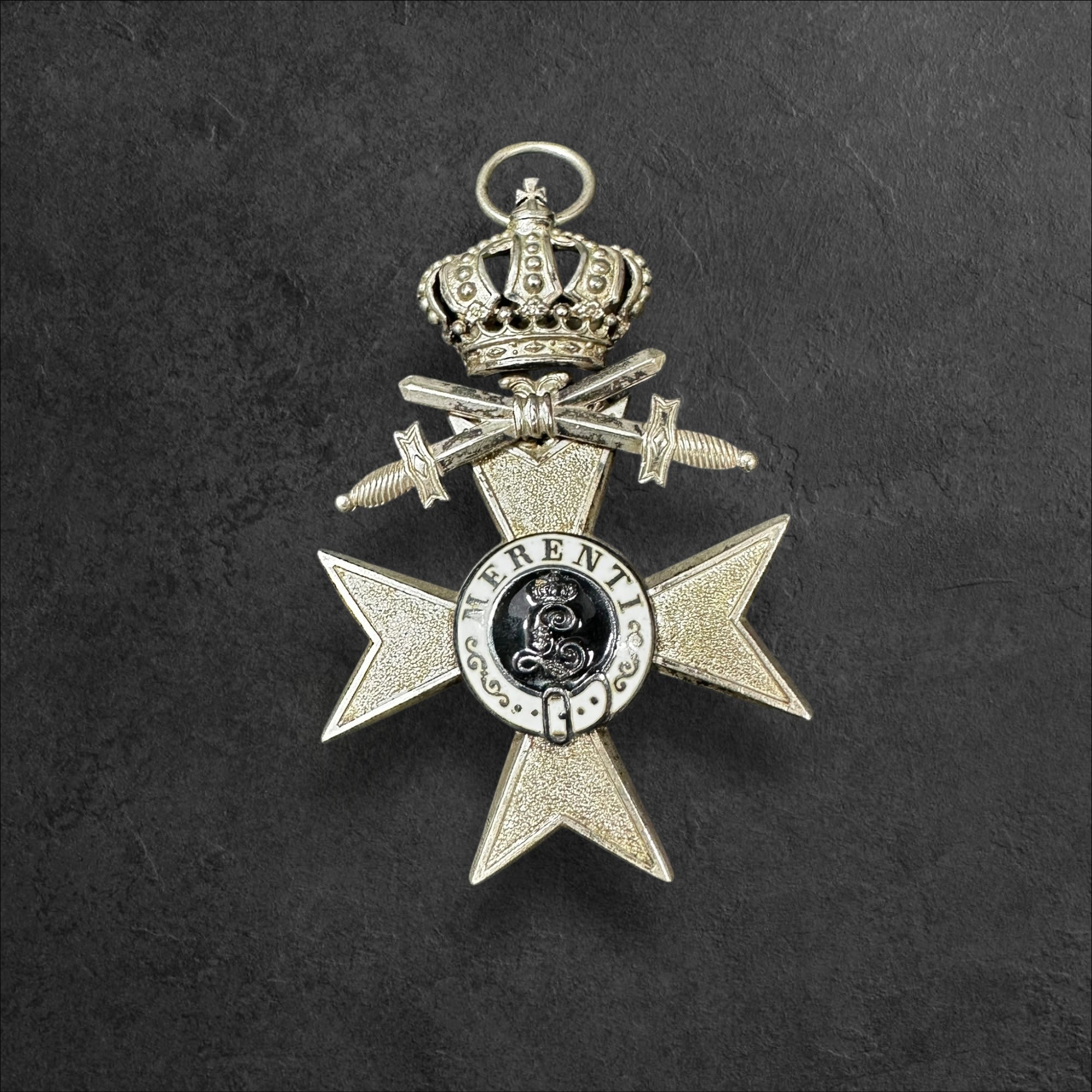 Militärverdienstkreuz 2.Klasse mit Krone und Schwertern (3.Form 1913)