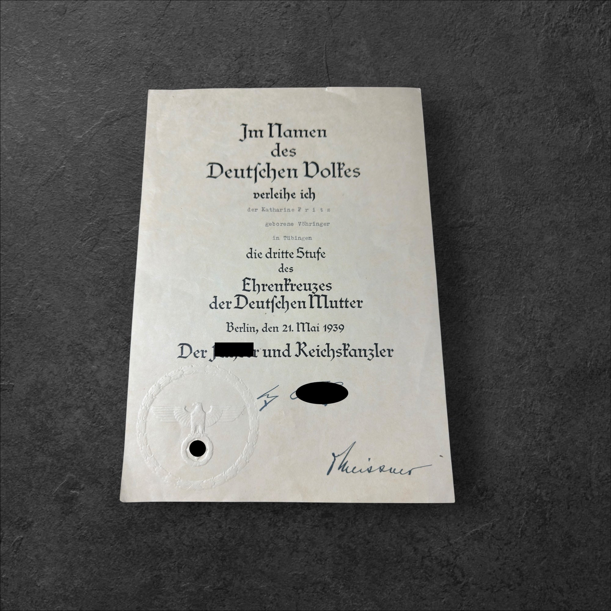 Ehrenkreuz der Deutschen Mutter 3.Stufe mit Urkunde