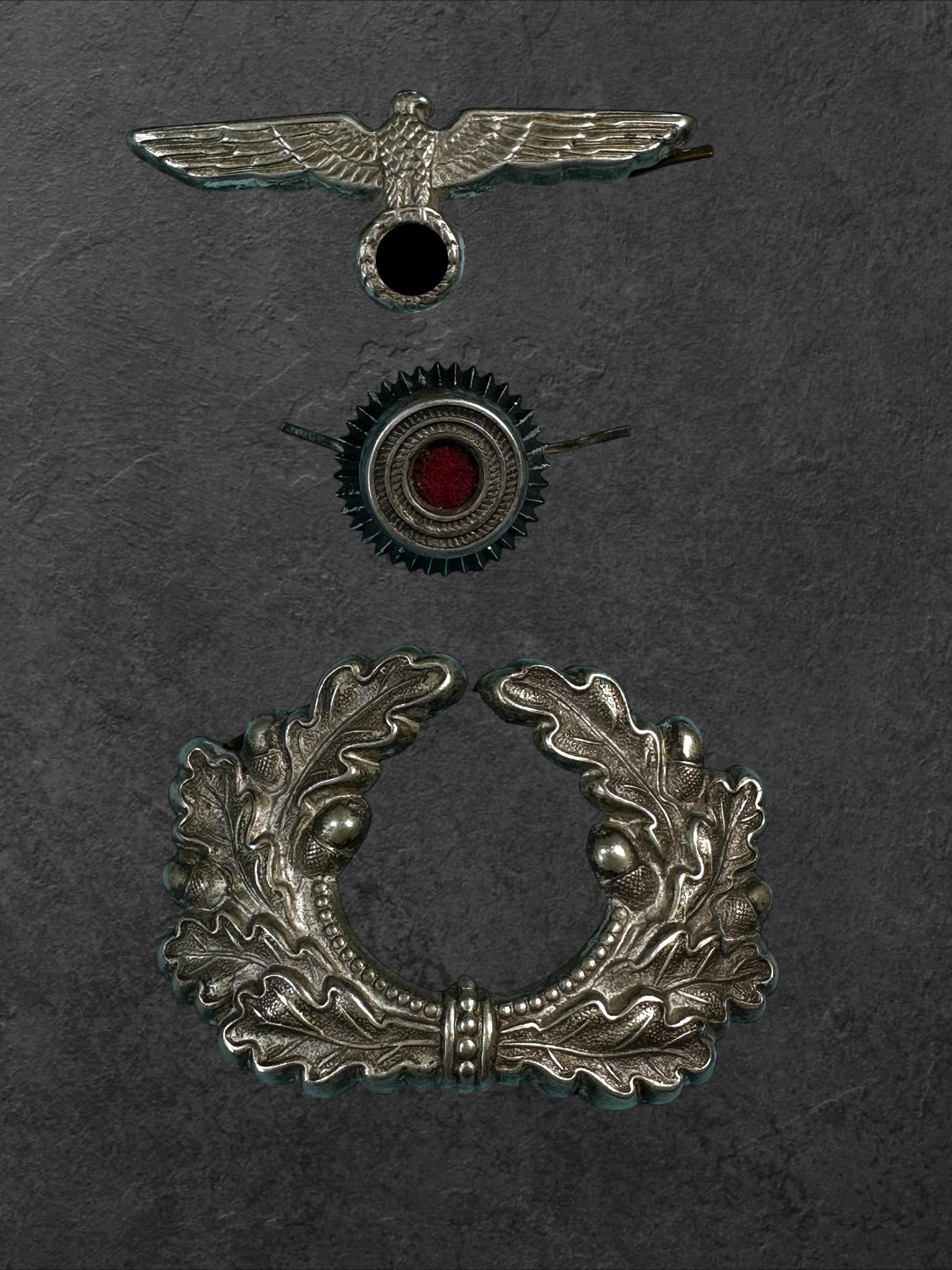 Dekoration für die Schirmmütze der Wehrmacht